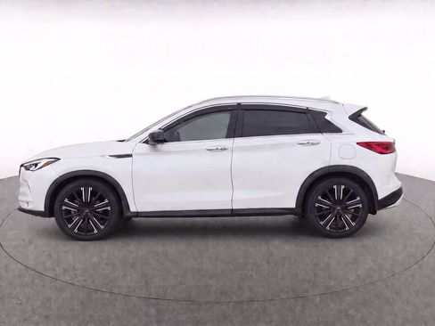 Used 2021 INFINITI QX50 Luxe w/ Appearance Package FWD image 2