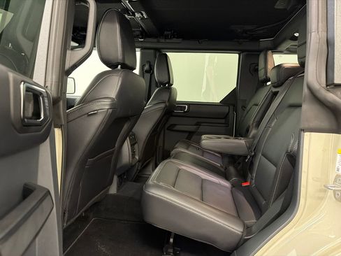 New 2025 Ford Bronco Outer Banks image 17