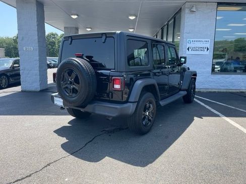 Used 2019 Jeep Wrangler Unlimited Sport S AWD/4WD image 5