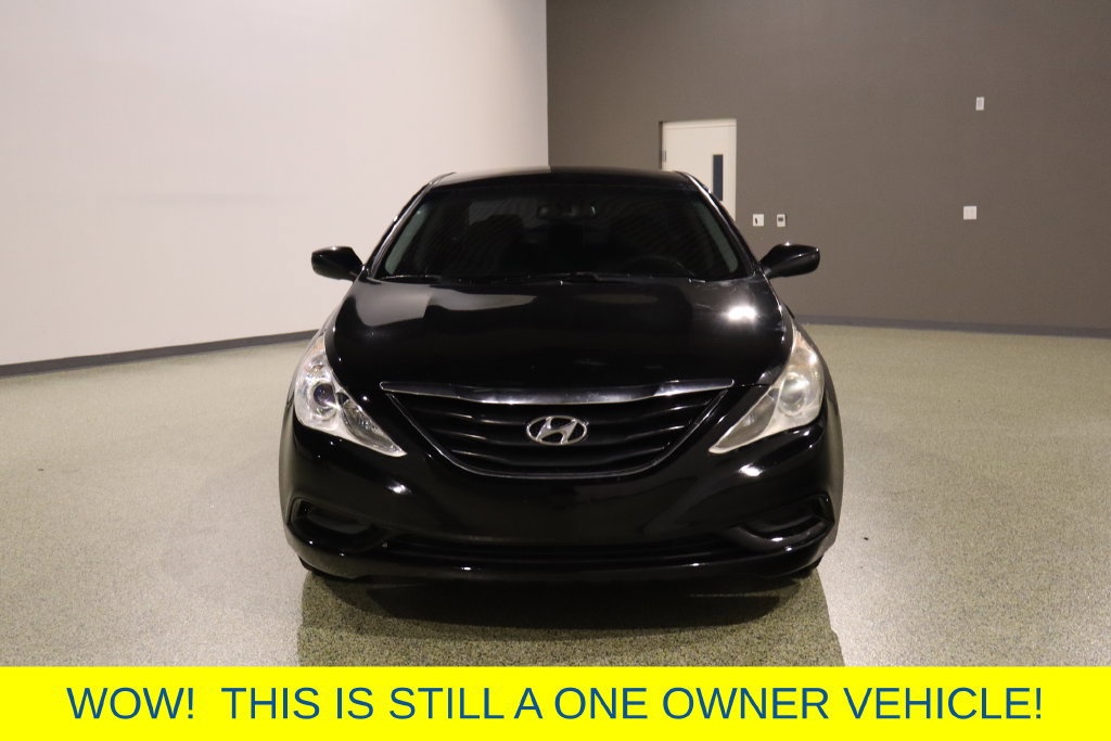 Used 2013 Hyundai Sonata GLS FWD image 2