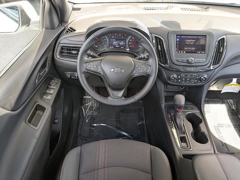 Used 2024 Chevrolet Equinox RS FWD image 86