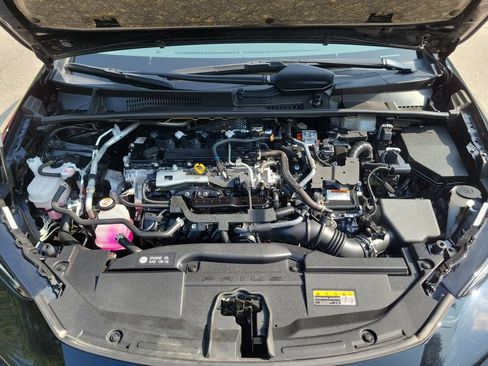 Used 2024 Toyota Prius LE FWD image 36