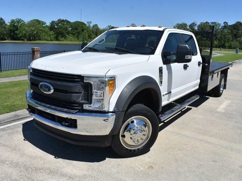 Used 2017 Ford F450 XL w/ Power Equipment Group image 10