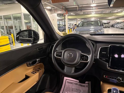 Certified 2023 Volvo XC90 B6 Ultimate w/ Protection Package Premier AWD/4WD image 23