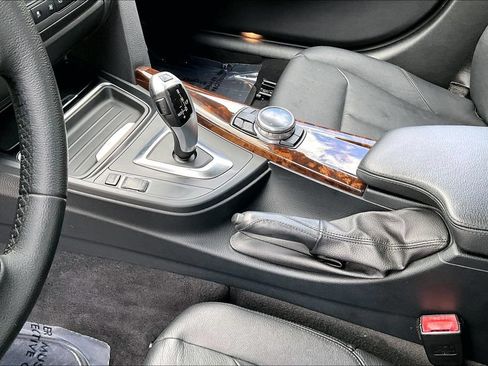 Used 2014 BMW 328i Sedan RWD image 17