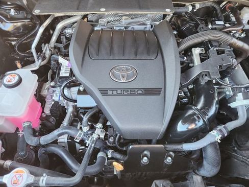 Certified 2025 Toyota Highlander XLE image 22