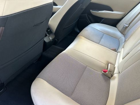 Used 2019 Honda Clarity Plug-In Hybrid image 13