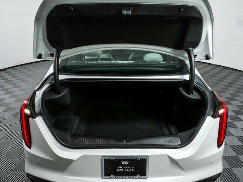 Used 2021 Cadillac CT4 Premium Luxury RWD image 31