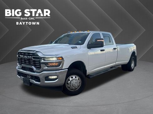 Used 2025 RAM 3500 Tradesman AWD/4WD image 1