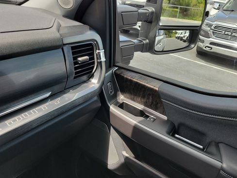Used 2024 Ford F250 Lariat w/ Lariat Ultimate Package AWD/4WD image 27