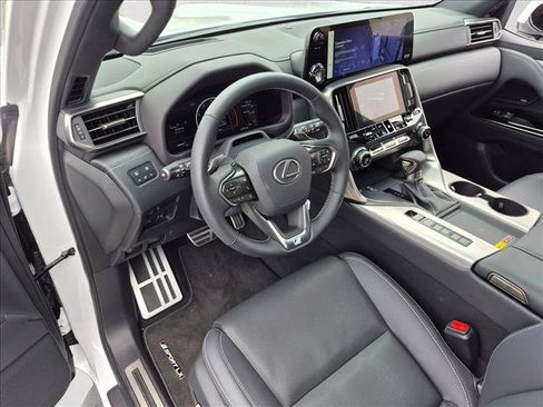 Used 2026 Lexus LX 600 F Sport AWD/4WD image 10