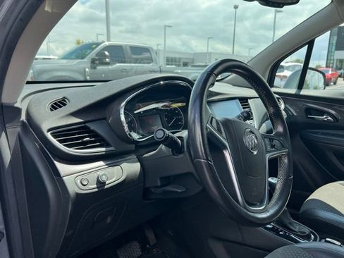 Used 2019 Buick Encore Preferred w/ Safety Package FWD image 9
