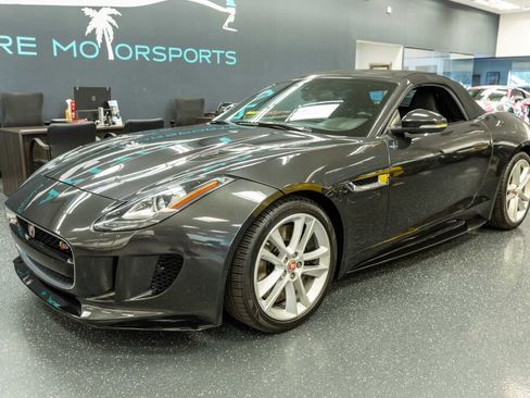Used 2016 Jaguar F-TYPE S image 2