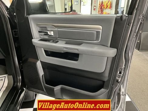 Used 2015 RAM 1500 Big Horn AWD/4WD image 35