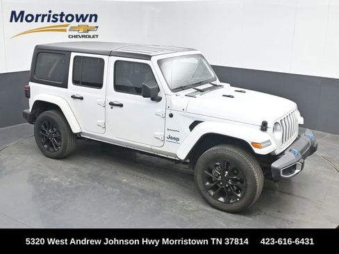 Used 2023 Jeep Wrangler Unlimited Sahara AWD/4WD image 1