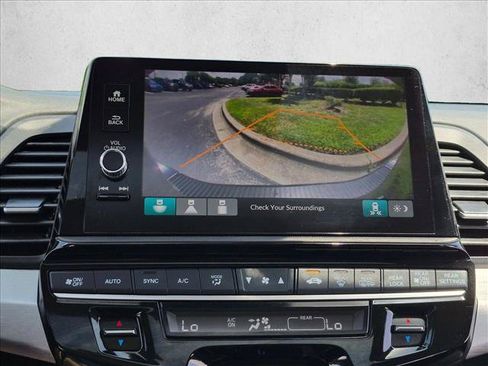 Used 2025 Honda Odyssey EX-L image 12