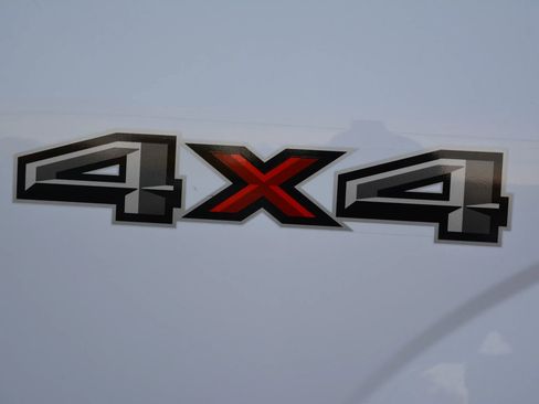 Used 2018 Ford F150 XLT w/ Trailer Tow Package image 11