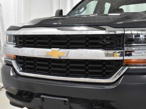 Used 2019 Chevrolet Silverado 1500 W/T image 26