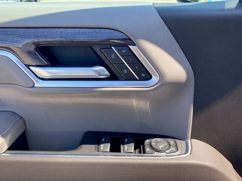 New 2026 Chevrolet Silverado 1500 LTZ AWD/4WD image 20