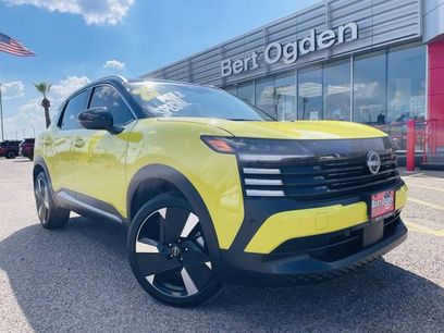 Certified 2025 Nissan Kicks SR w/ SR Premium Package