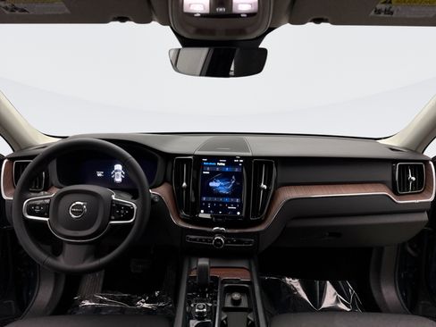 Used 2023 Volvo XC60 T8 Plus w/ Climate Package image 14