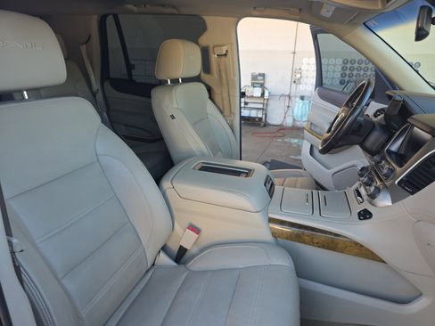 Used 2017 GMC Yukon Denali w/ Open Road Package image 19