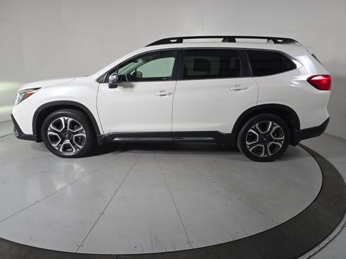 Certified 2023 Subaru Ascent Limited w/ Technology Package image 2