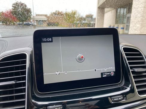 Used 2018 Mercedes-Benz GLS 450 4MATIC image 15