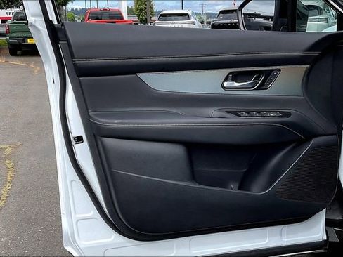 New 2025 Nissan Murano SL image 20