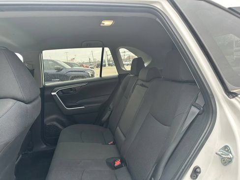 Used 2024 Toyota RAV4 LE AWD/4WD image 8