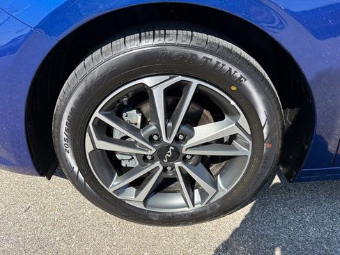 Used 2023 Kia Forte LXS image 33