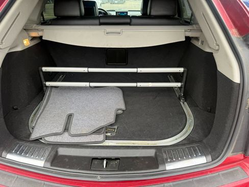 Used 2011 Cadillac SRX Premium image 21