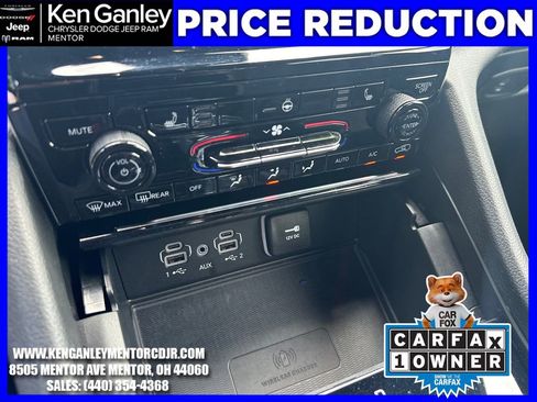 Used 2024 Jeep Grand Cherokee Altitude AWD/4WD image 18
