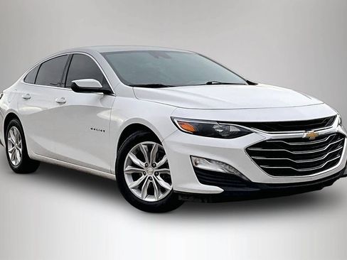Used 2020 Chevrolet Malibu LT FWD image 1