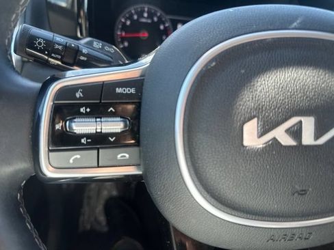 Used 2022 Kia Sorento SX AWD/4WD image 22