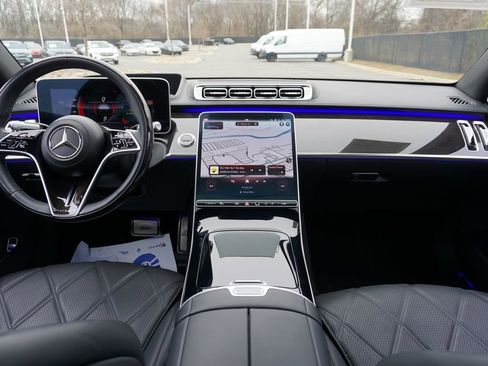Certified 2021 Mercedes-Benz Maybach S 580 4MATIC image 18