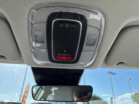 Used 2025 Hyundai Kona SEL FWD image 37