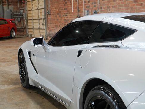 Used 2017 Chevrolet Corvette Stingray Coupe w/ Carbon Flash Badge Package RWD image 20