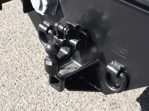 Used 2011 Ford F550 2WD Crew Cab Super Duty w/ Payload Upgrade Pkg image 44