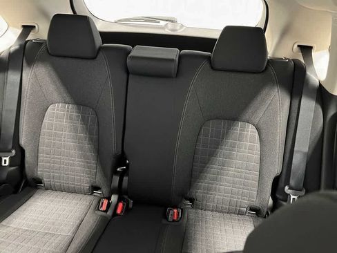 Certified 2025 Honda HR-V LX image 25