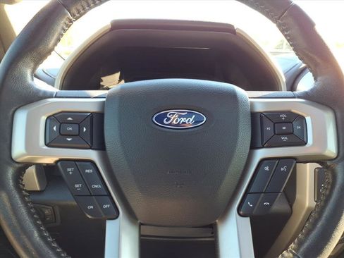 Used 2020 Ford F150 Lariat image 25