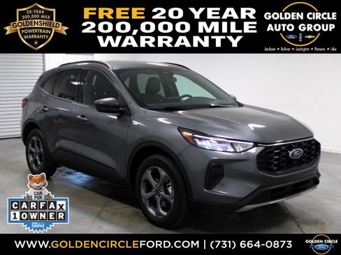 Used 2025 Ford Escape ST-Line AWD/4WD image 1