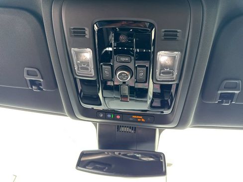 New 2026 GMC Yukon XL Elevation w/ LPO, Get Active Package AWD/4WD image 24