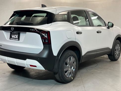 New 2026 Nissan Kicks S FWD image 5