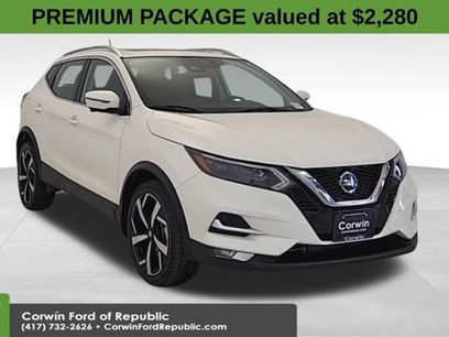 Used 2021 Nissan Rogue Sport SL w/ Premium Package