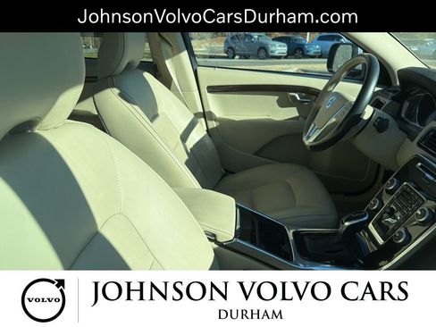 Used 2016 Volvo XC70 T5 Platinum w/ Protection Package image 29