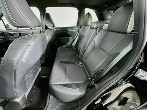 Used 2025 Subaru Forester Touring AWD/4WD image 33