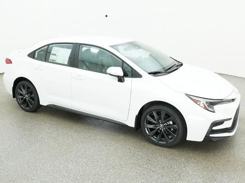 New 2026 Toyota Corolla SE image 12