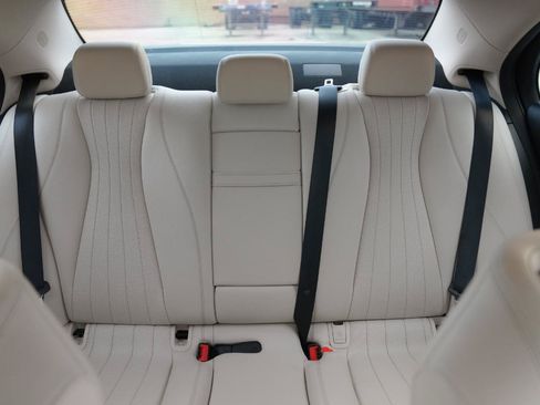 Used 2019 Mercedes-Benz E 300 4MATIC w/ Premium 1 Package image 30