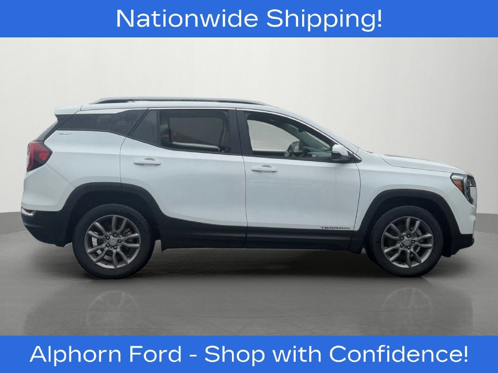 Used 2024 GMC Terrain SLT AWD/4WD image 7